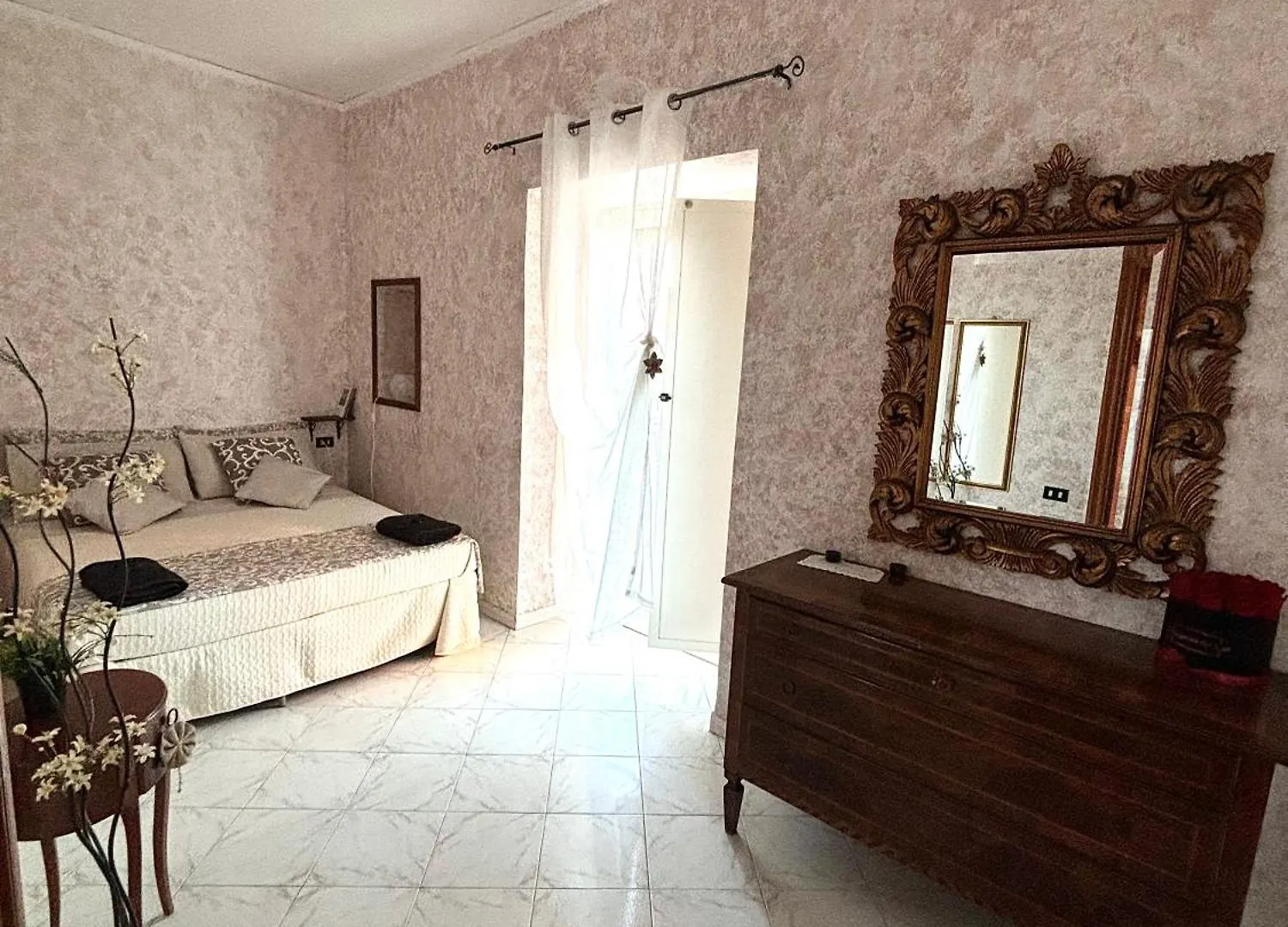Rian House Apartment Naples Italy